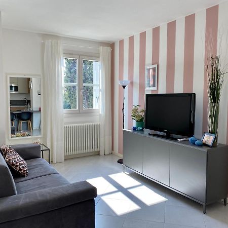 Appartamento 23 - Bilocale Vista Lago Тосколано-Мадерно Экстерьер фото