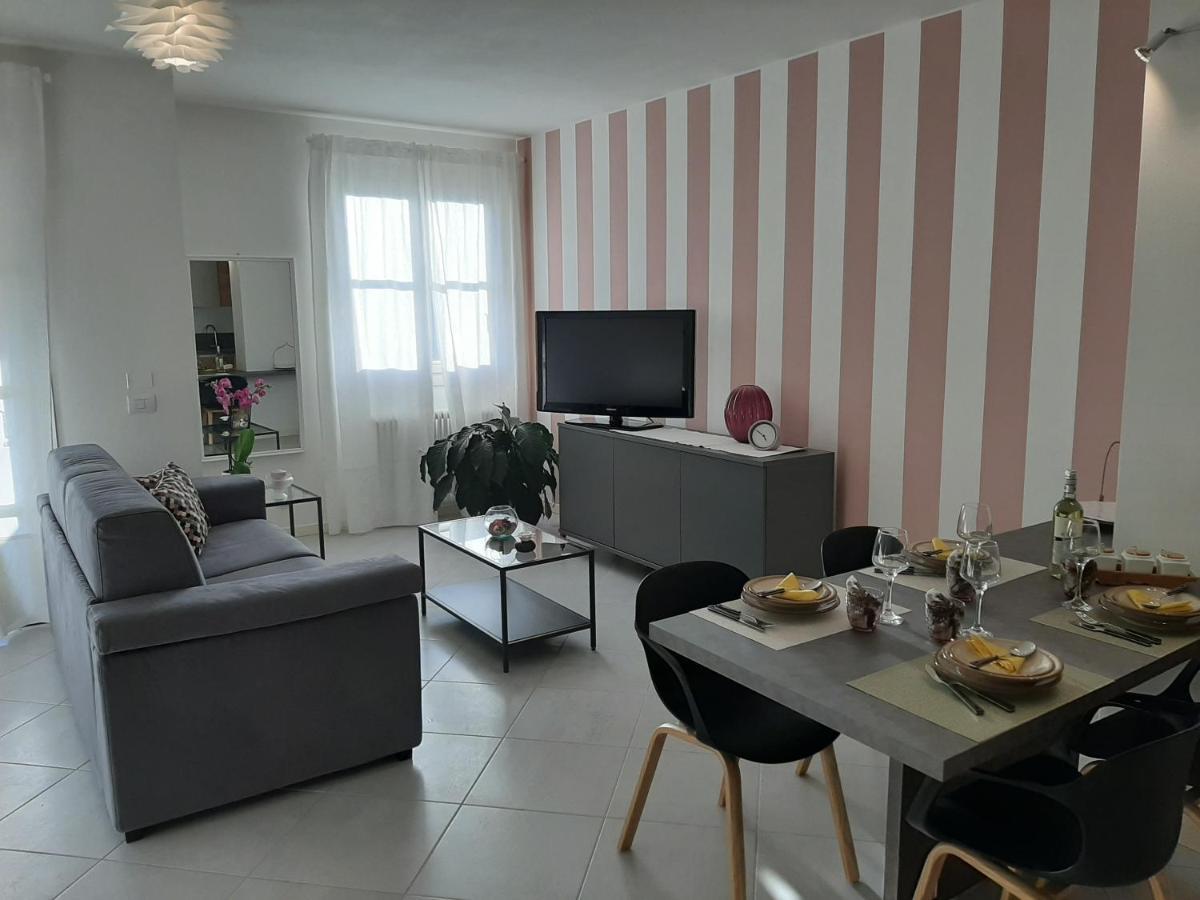 Appartamento 23 - Bilocale Vista Lago Тосколано-Мадерно Экстерьер фото